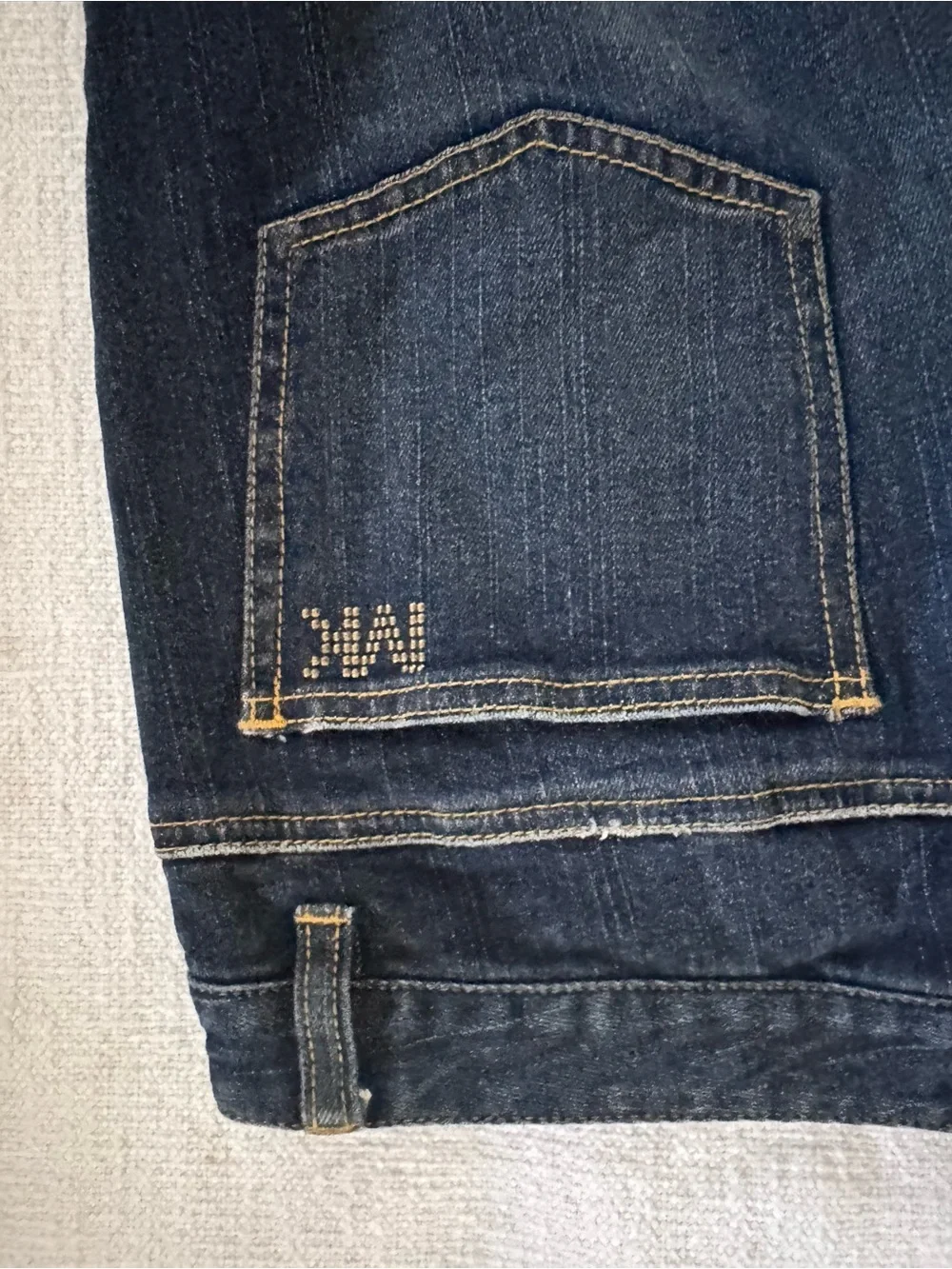 Micheal Kors wide leg jeans-Dark wash-SZ 6 M3